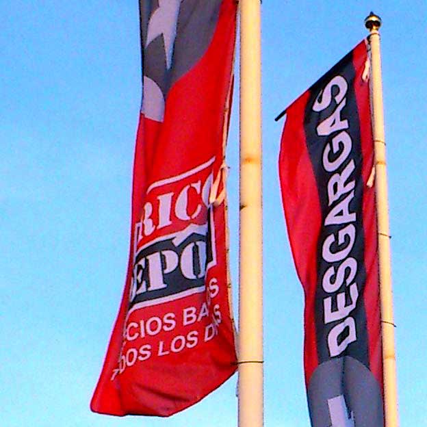 banderas diseñadas y fabricadas por agencia de publicidad en Valladolid